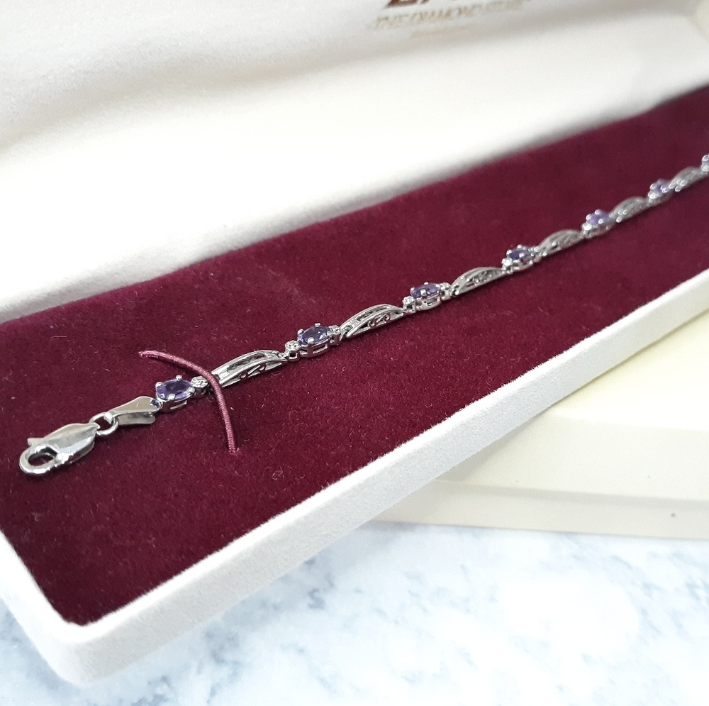 Zales Amethyst 7" 10k tennis bracelet